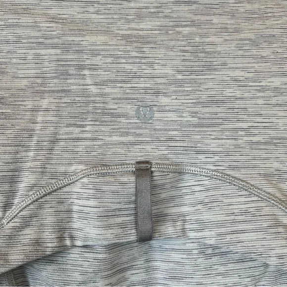 Lululemon Gray Silver Define Women's Jacket Size 8 - Picture 12 of 13